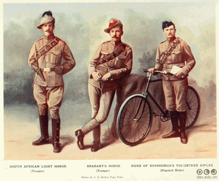 Năm 1848, vải kaki được sử dụng để may toàn bộ quân phục cho lính Anh và các quân đội khác trên toàn thế giới.