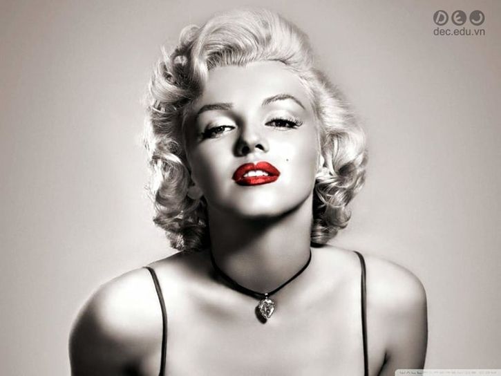 Marilyn Monroe biểu tượng thời trang bất tử