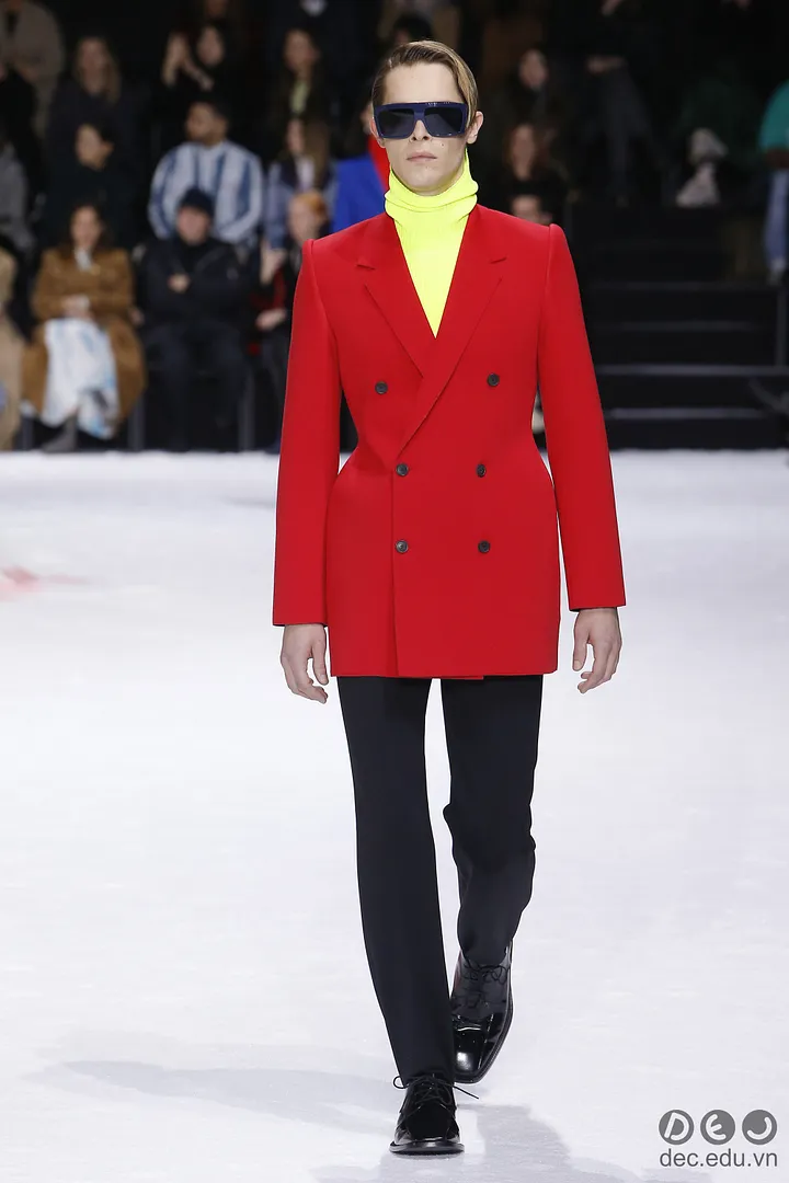 BS-thoi-trang -Ready-to-Wear -Balenciaga-Thu-Dong- 2018 14_zpse378wlx6.jpg