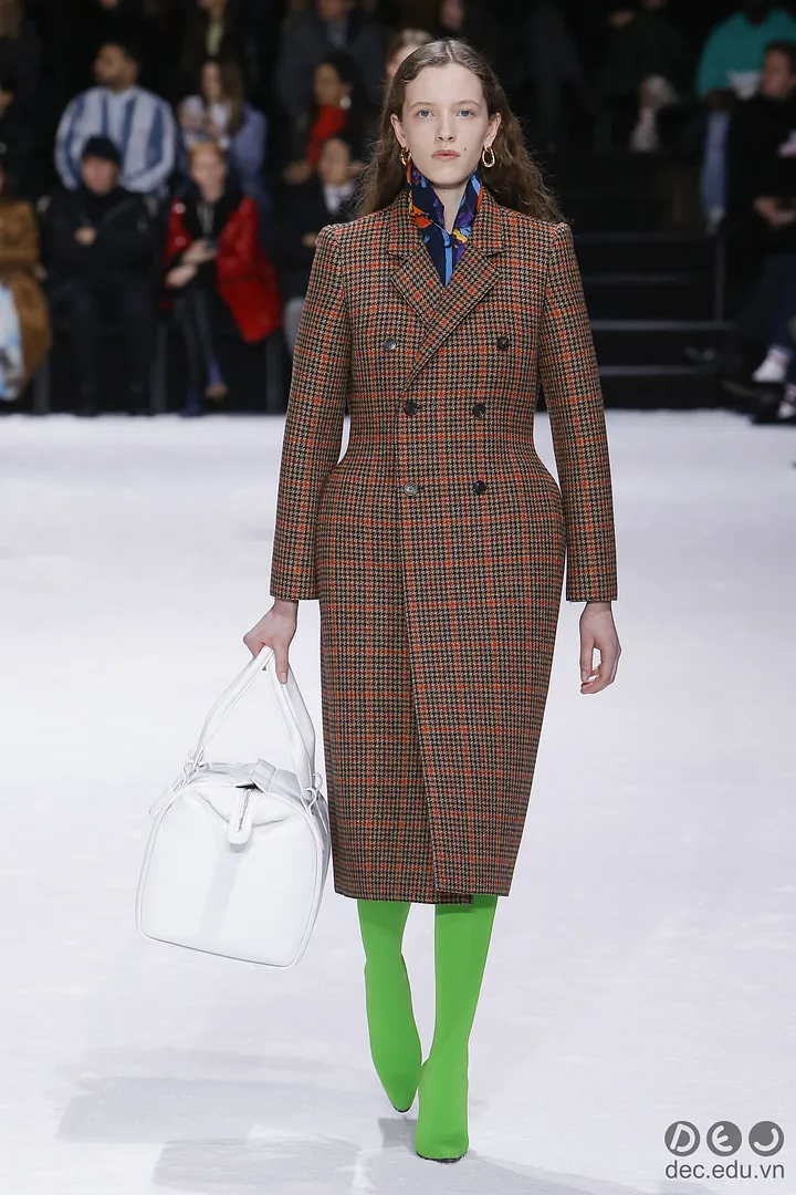 BS-thoi-trang -Ready-to-Wear -Balenciaga-Thu-Dong- 2018 23_zpsyytp2cda.jpg