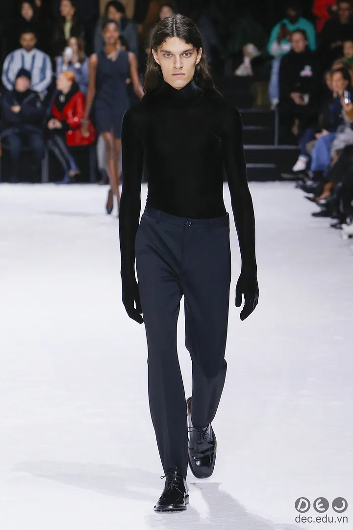 BS-thoi-trang -Ready-to-Wear -Balenciaga-Thu-Dong- 2018 2_zpsoenhialc.jpg