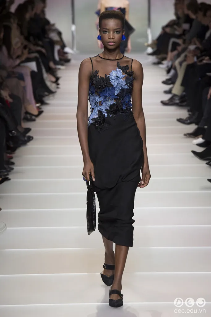 BST-thoi-trang-Armani-Prive-Xuan-2018-Couture 28_zpscbgpyrvt.jpg