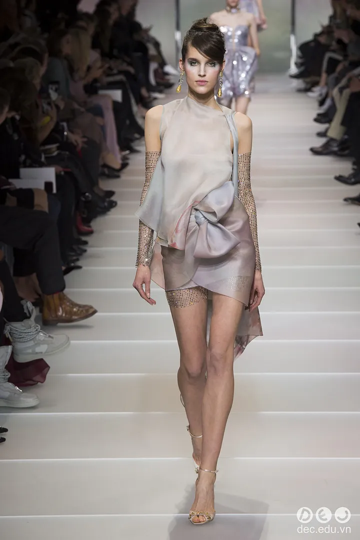 BST-thoi-trang-Armani-Prive-Xuan-2018-Couture 39_zpsqpesu4fz.jpg