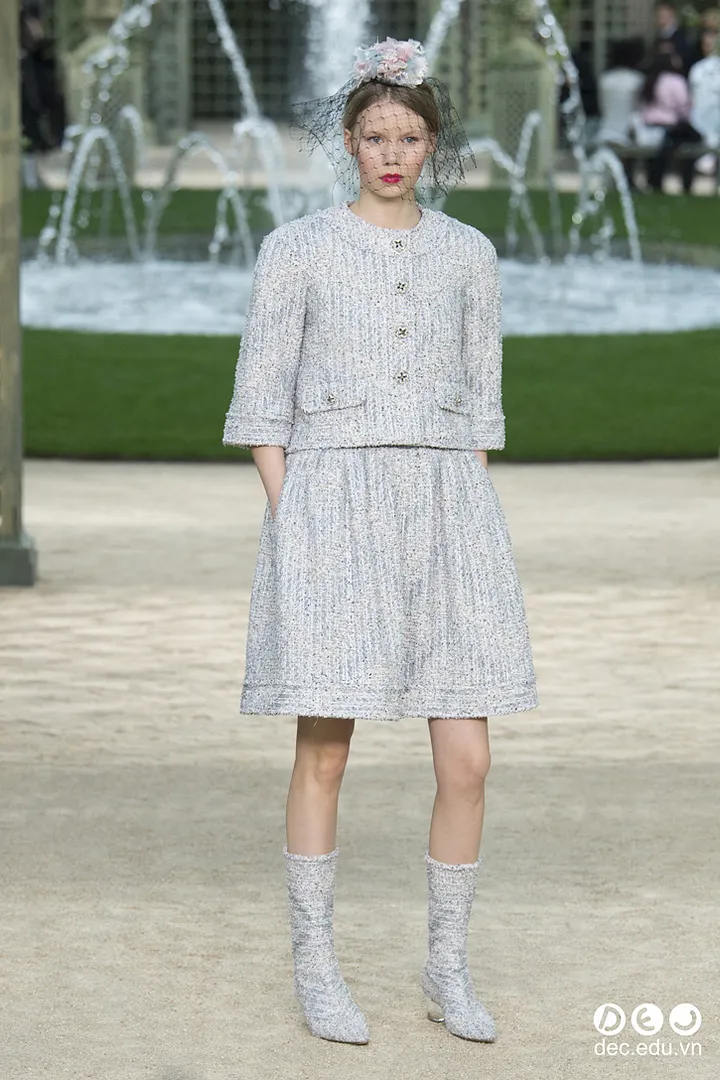 BST-thoi-trang-Chanel-Xuan-2018-Couture 19_zpszzq3rmlf.jpg