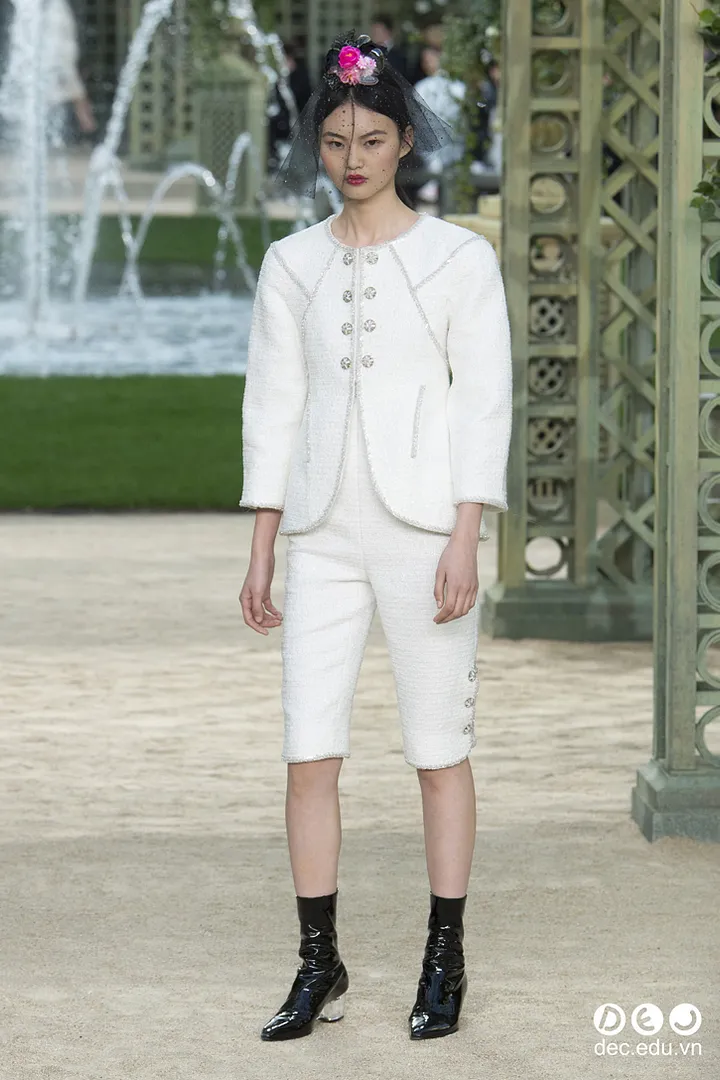 BST-thoi-trang-Chanel-Xuan-2018-Couture 29_zpspzaxi3ak.jpg