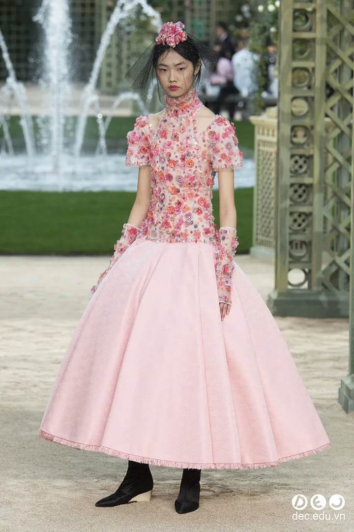 BST-thoi-trang-Chanel-Xuan-2018-Couture 41_zpsvjyxnhq3.jpg