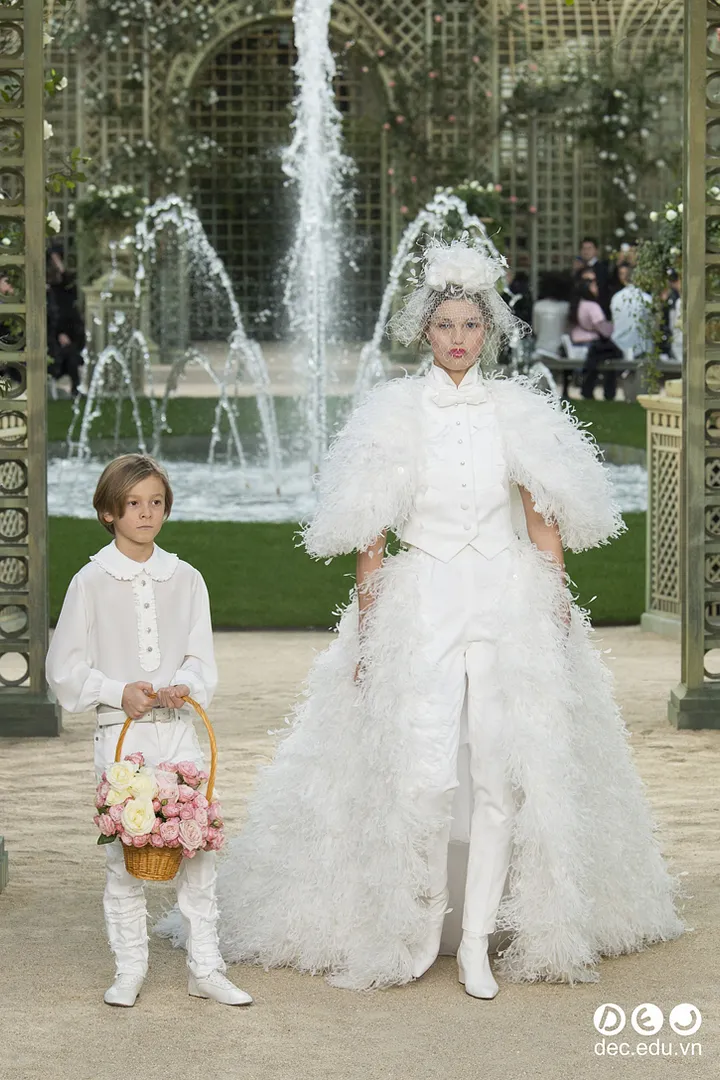 BST-thoi-trang-Chanel-Xuan-2018-Couture 68_zpsddu8vrkd.jpg