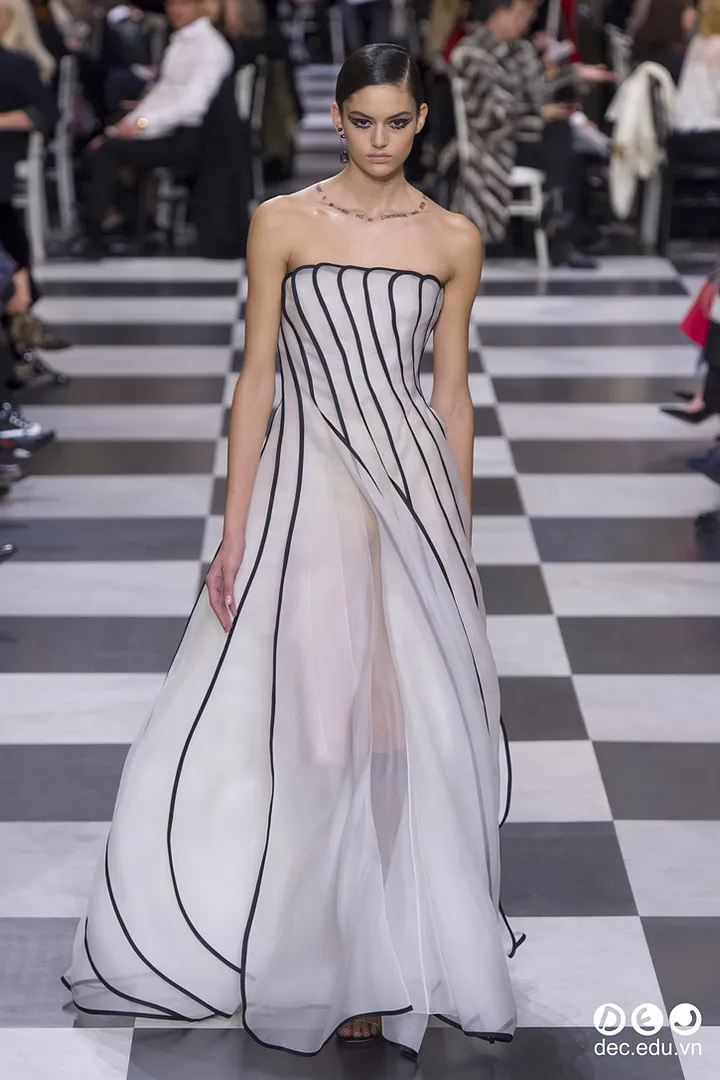 BST-thoi-trang-Dioir-xuan-2018-Couture 18_zps5rjoufbp.jpg