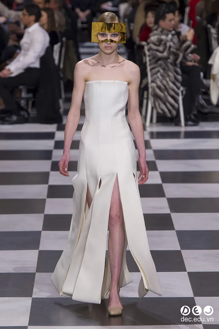 BST-thoi-trang-Dioir-xuan-2018-Couture 28_zpscwlfad8i.jpg