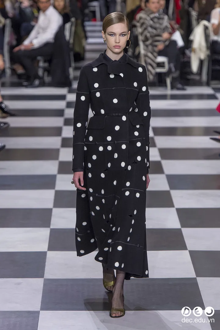 BST-thoi-trang-Dioir-xuan-2018-Couture 4_zpsbocngb9g.jpg
