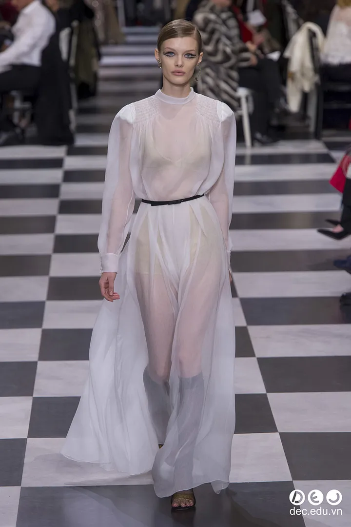 BST-thoi-trang-Dioir-xuan-2018-Couture 53_zpsd8z0mm2h.jpg