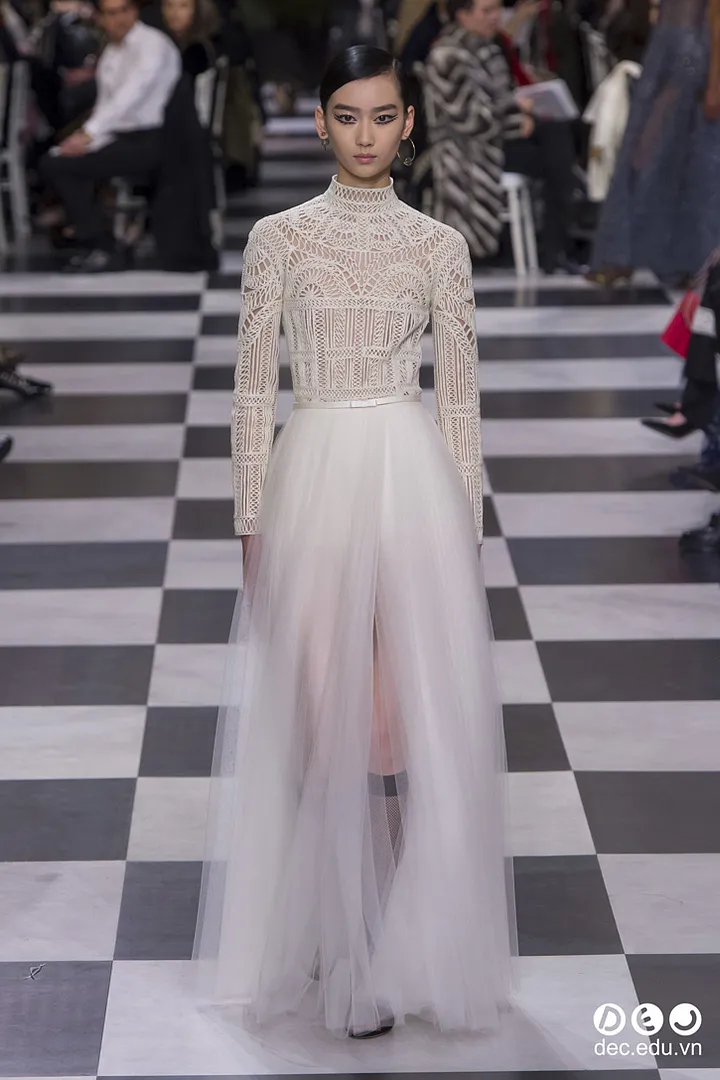 BST-thoi-trang-Dioir-xuan-2018-Couture 55_zps1f6trcnn.jpg