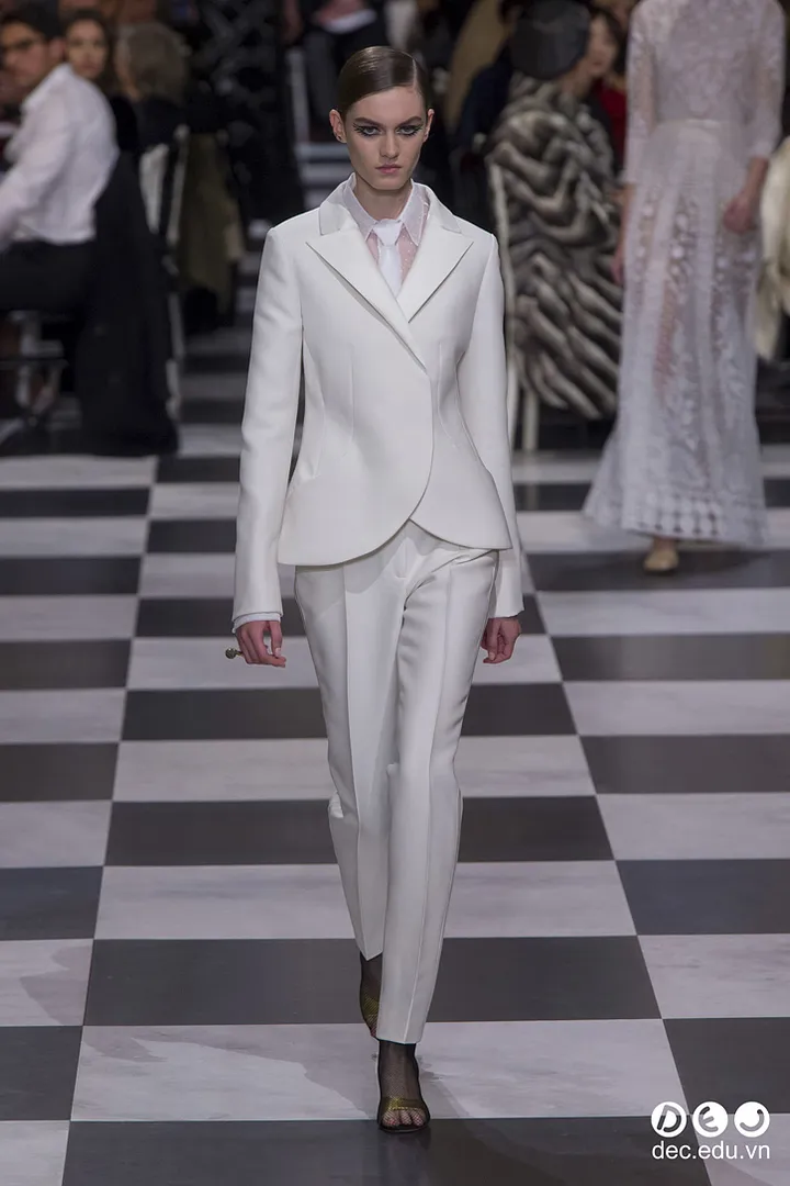 BST-thoi-trang-Dioir-xuan-2018-Couture 62_zps1ahfrlo1.jpg