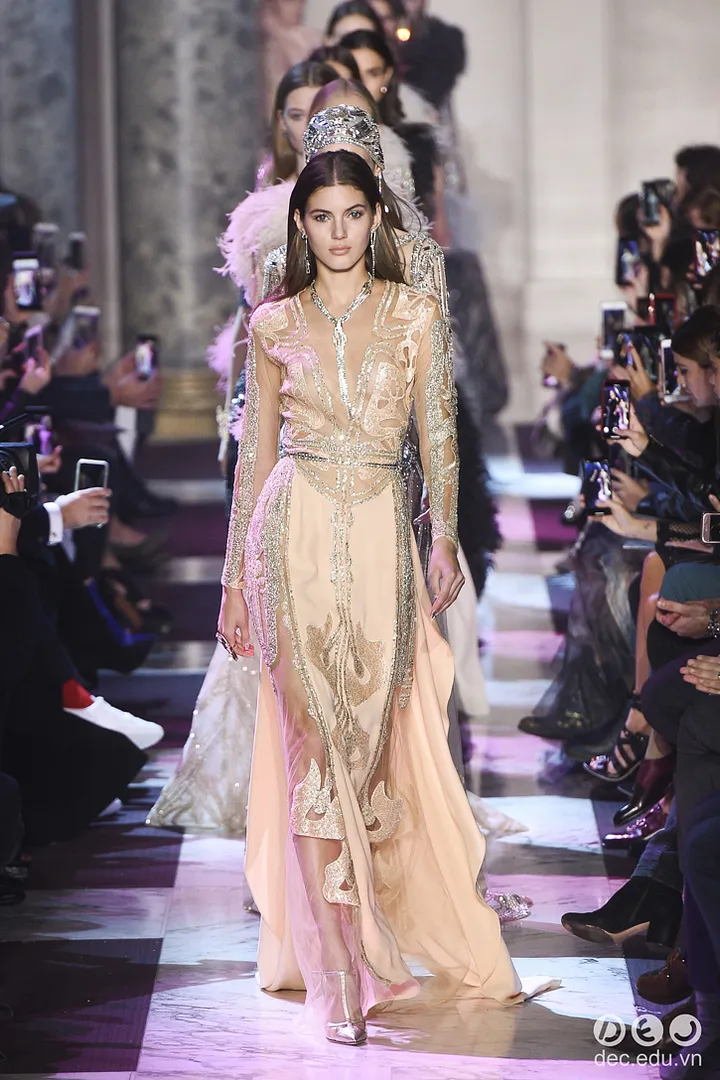 BST-thoi-trang-Elie-Saab-Xuan-2018-Couture  58_zpslld5mxx1.jpg