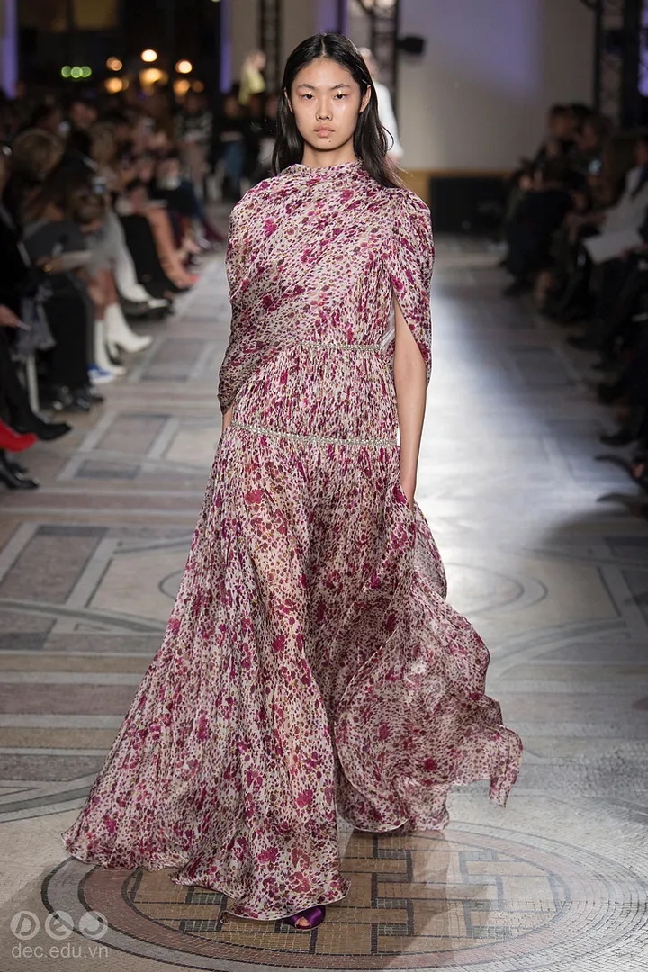 BST-thoi-trang-Giambattista-Xuan-2018-couture 25_zpslq2t3kiv.jpg