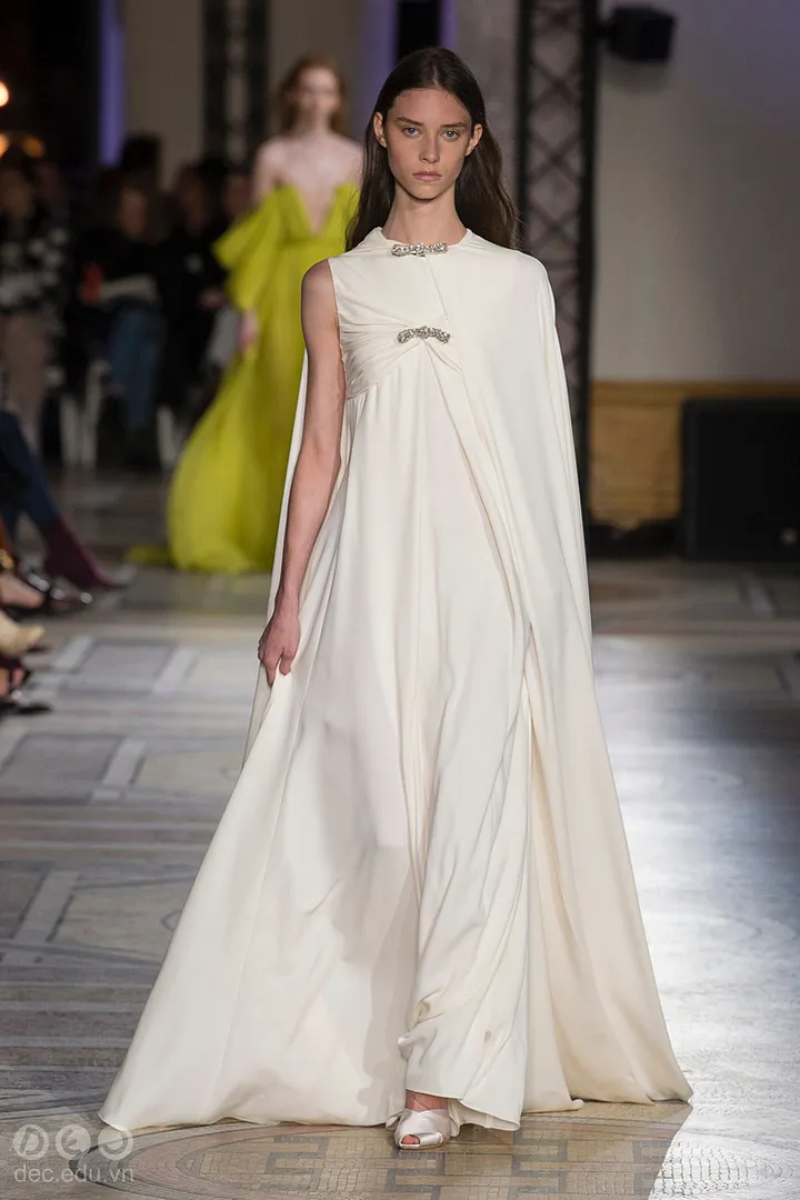 BST-thoi-trang-Giambattista-Xuan-2018-couture 31_zpsaw7mevjk.jpg