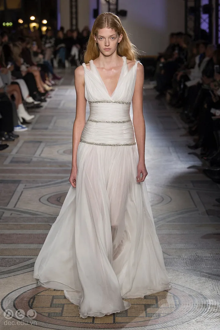 BST-thoi-trang-Giambattista-Xuan-2018-couture 36_zpsf1aw02f4.jpg