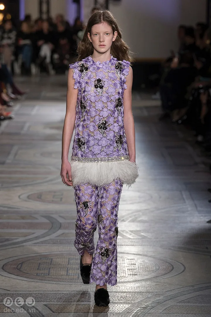 BST-thoi-trang-Giambattista-Xuan-2019-couture 13_zpsx6wq5jx2.jpg