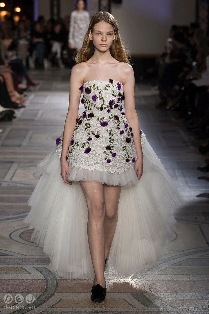  photo BST-thoi-trang-Giambattista-Xuan-2019-couture 8_zpsac0pnffg.jpg