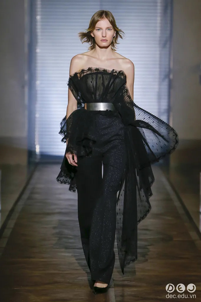 BST-thoi-trang-Givenchy-Xuan-2018-Couture 10_zps66w1sf1n.jpg