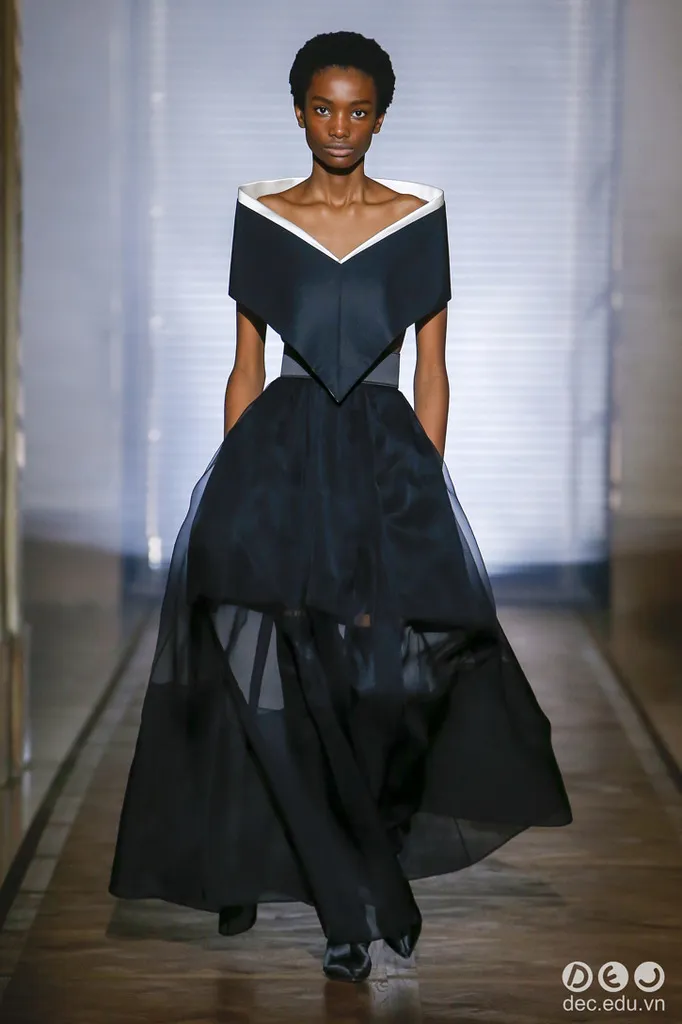 BST-thoi-trang-Givenchy-Xuan-2018-Couture 2_zpsh8k1rgm9.jpg
