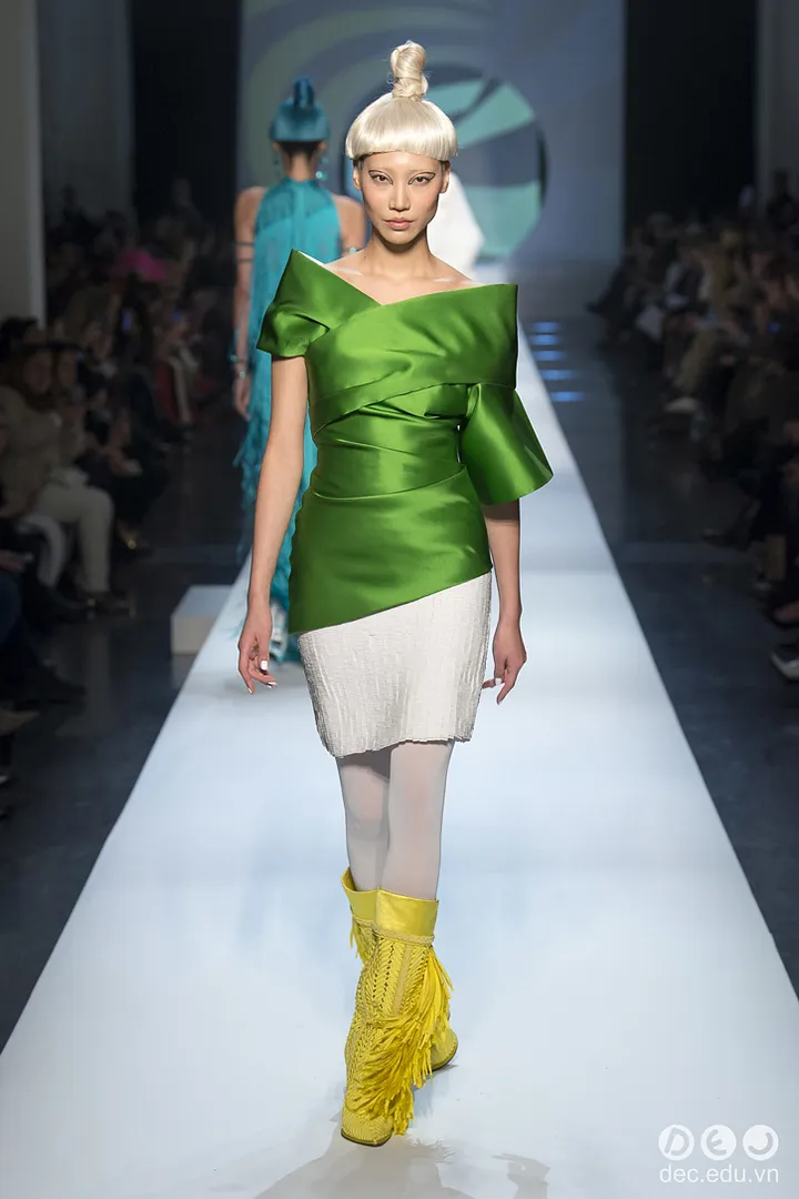 BST-thoi-trang-Jean-Paul-Gaultier-Xuan-2018-Couture 26_zpstm4jpnuv.jpg