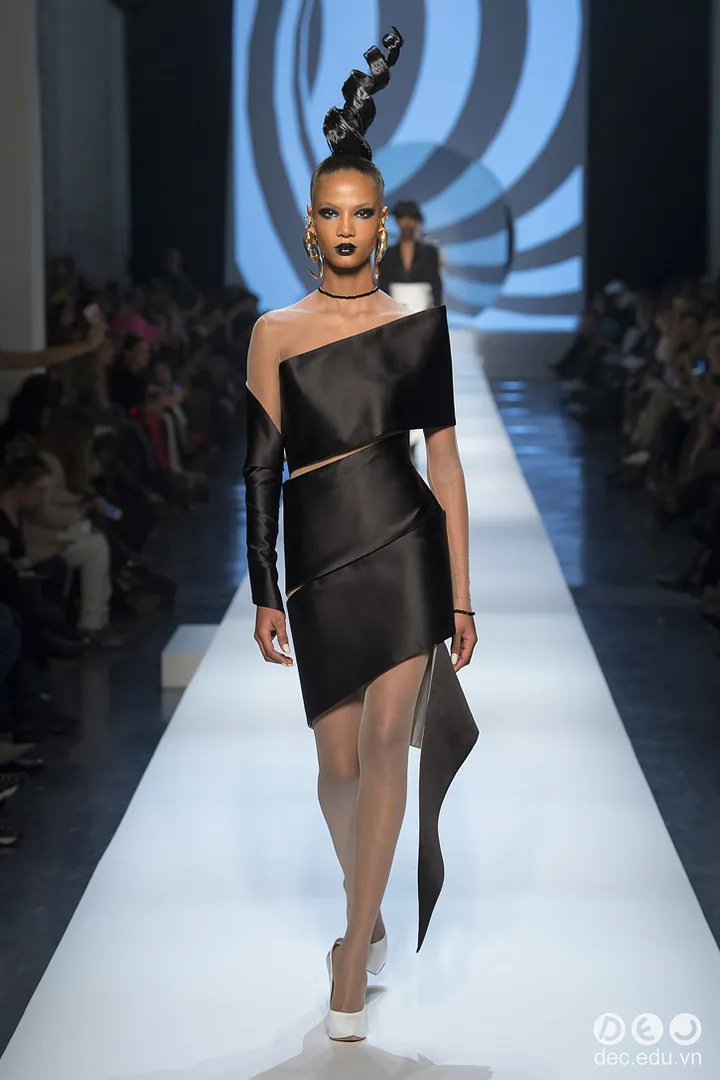 BST-thoi-trang-Jean-Paul-Gaultier-Xuan-2018-Couture 32_zpsdfuzdc68.jpg