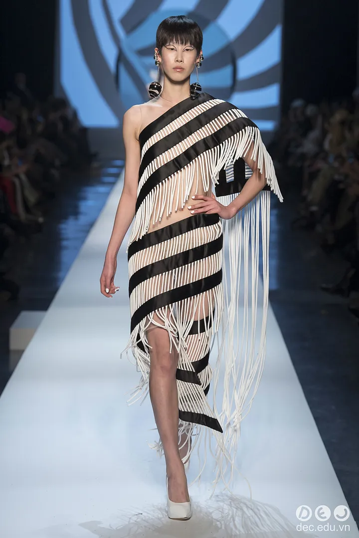 BST-thoi-trang-Jean-Paul-Gaultier-Xuan-2018-Couture 34_zpsvrbzyfot.jpg