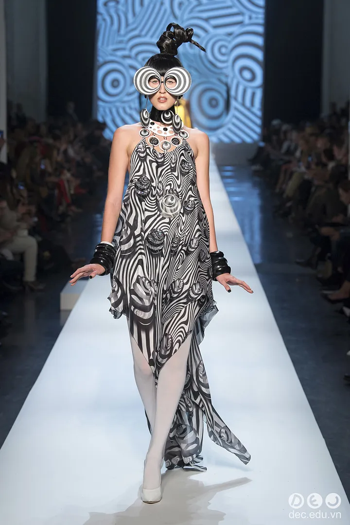 BST-thoi-trang-Jean-Paul-Gaultier-Xuan-2018-Couture 48_zpsqgz0cr5c.jpg