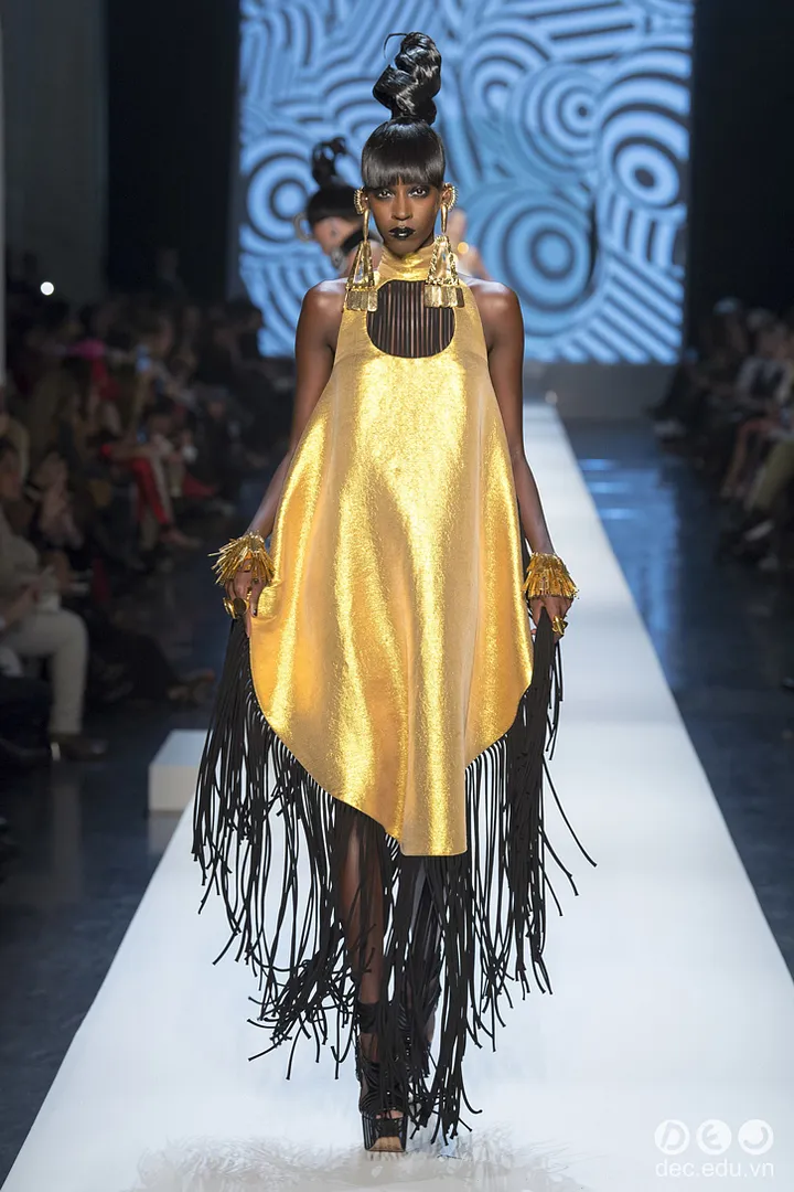 BST-thoi-trang-Jean-Paul-Gaultier-Xuan-2018-Couture 49_zpsc5symtdb.jpg