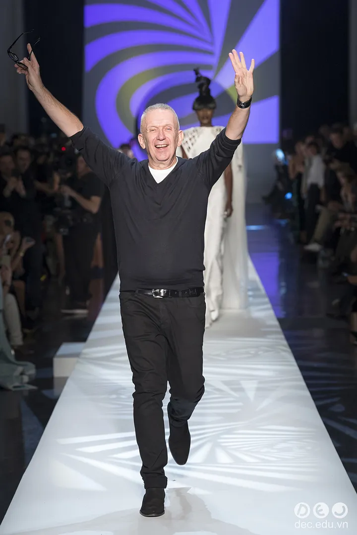 BST-thoi-trang-Jean-Paul-Gaultier-Xuan-2018-Couture 54_zpshy0dkk96.jpg