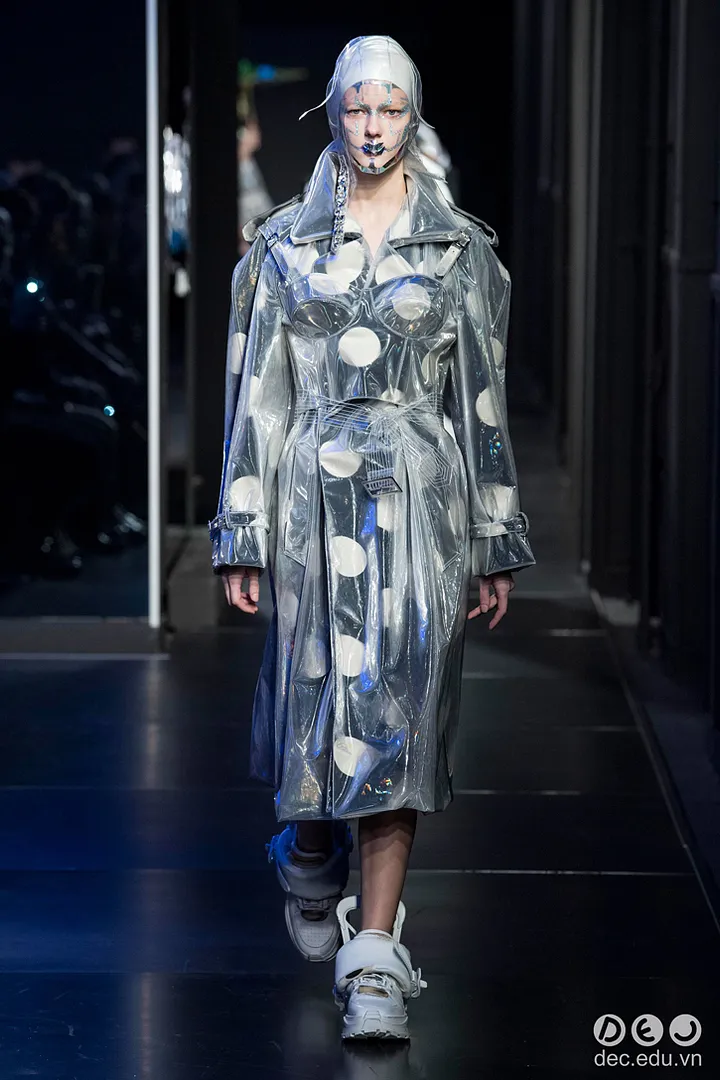 BST-thoi-trang-Maison-Margiela-Xuan-2018-Couture   27_zpscblzmj6w.jpg