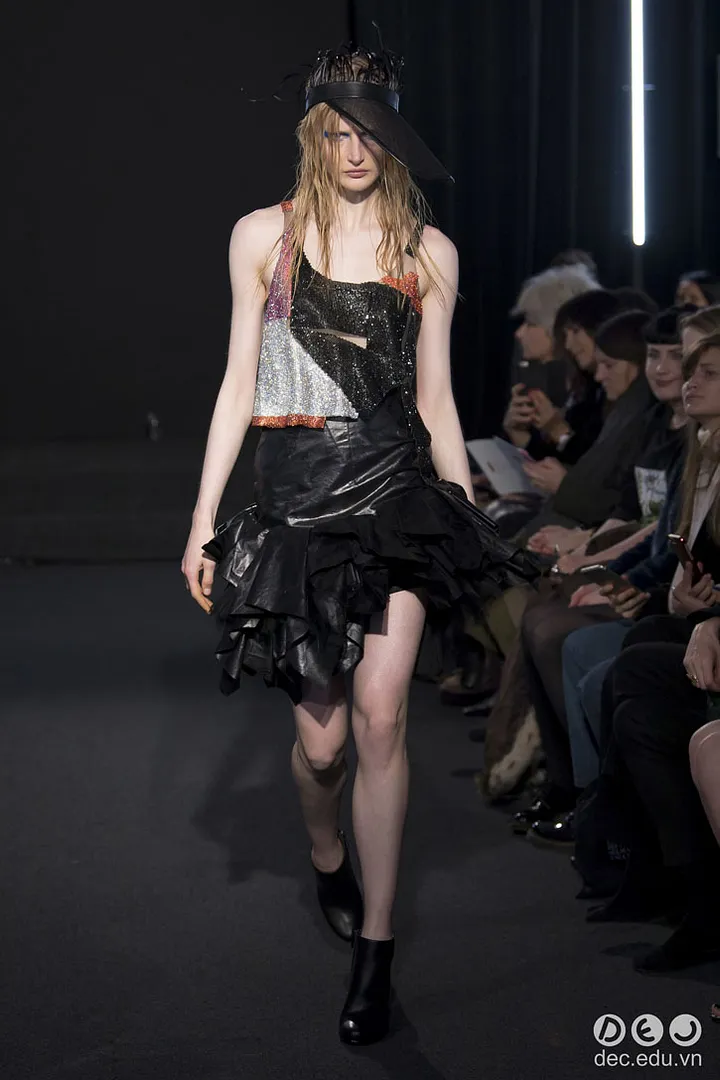  BST-thoi-trang-Ronald-van-der-kemp-Xuan-2018-couture 1_zps3n2ezei3.jpg