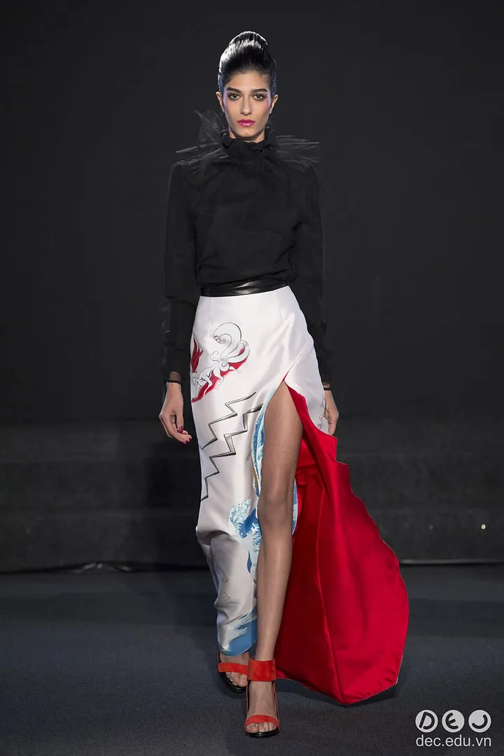 BST-thoi-trang-Ronald-van-der-kemp-Xuan-2018-couture 32_zps2e4kpz9d.jpg