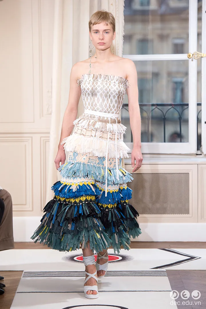 BST-thoi-trang-Schiaparelli-Xuan-2018-Couture 17_zpsdrqe8g4u.jpg