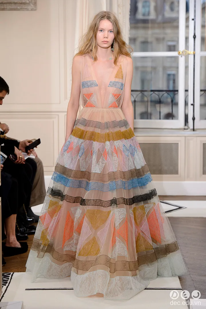 BST-thoi-trang-Schiaparelli-Xuan-2018-Couture 29_zpstresebvm.jpg