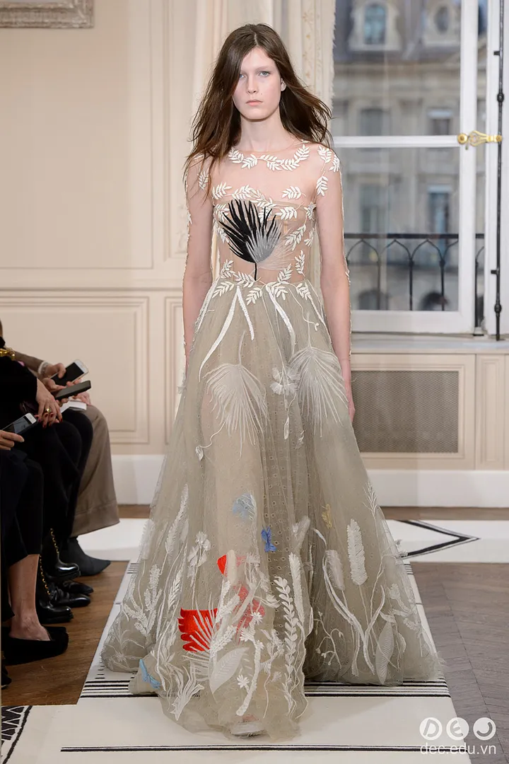 BST-thoi-trang-Schiaparelli-Xuan-2018-Couture 29_zpstresebvm.jpg