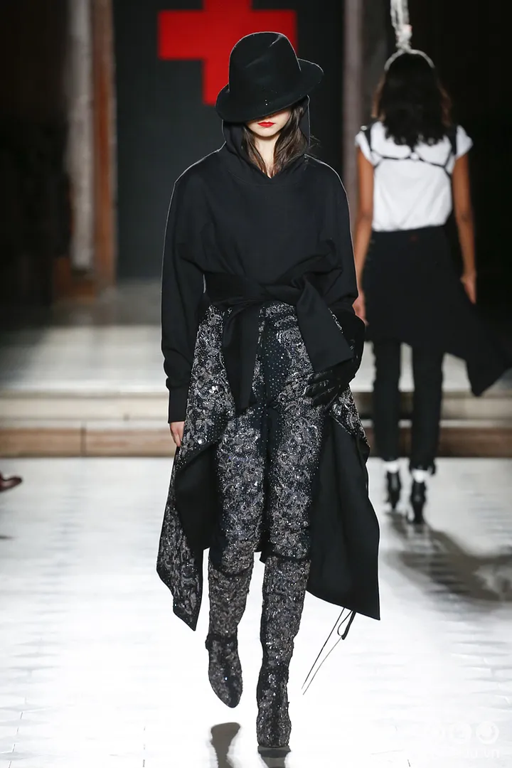 BST-thoi-trang-a-f-vandervorst-Xuan-2018-couture 28_zpsgkgetmqp.jpg