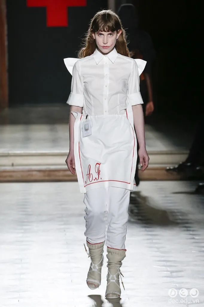 BST-thoi-trang-a-f-vandervorst-Xuan-2018-couture 2_zpst8bwi6sd.jpg