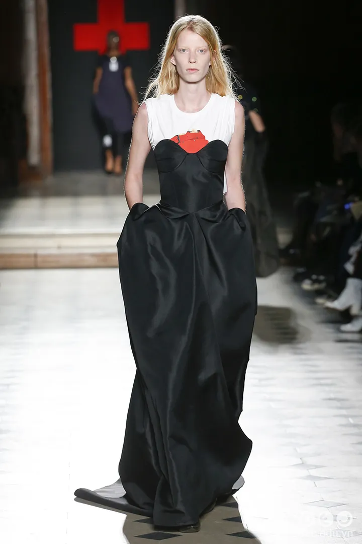 BST-thoi-trang-a-f-vandervorst-Xuan-2018-couture 30_zpsc5skjzfx.jpg