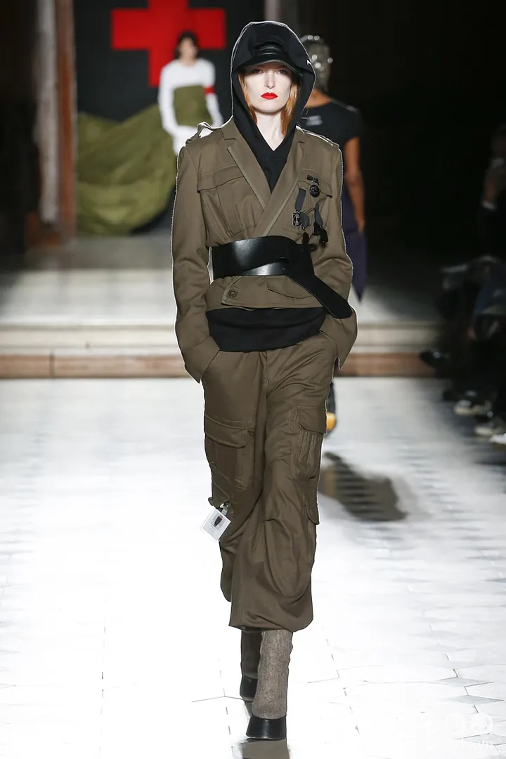 BST-thoi-trang-a-f-vandervorst-Xuan-2018-couture 32_zps46hxncwy.jpg