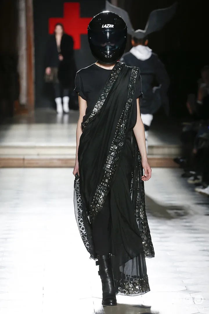 BST-thoi-trang-a-f-vandervorst-Xuan-2018-couture 35_zpsaijkgpfc.jpg