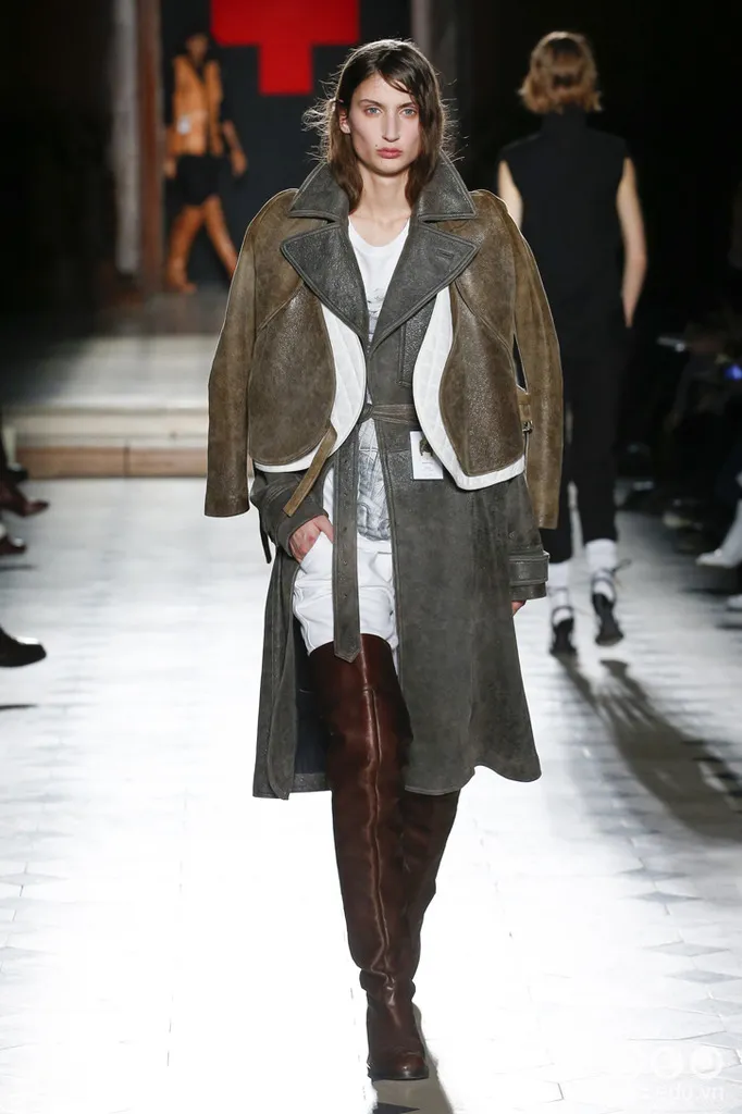 BST-thoi-trang-a-f-vandervorst-Xuan-2018-couture 5_zpse6lq5m9f.jpg