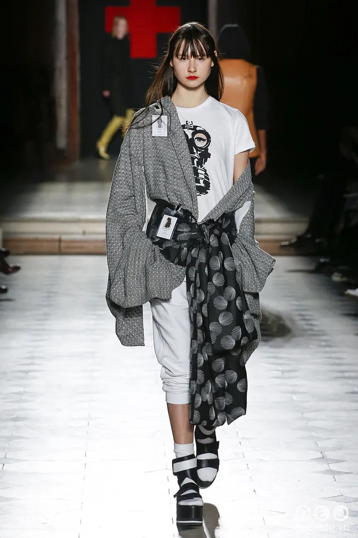 BST-thoi-trang-a-f-vandervorst-Xuan-2018-couture 7_zpsiqdly6nu.jpg