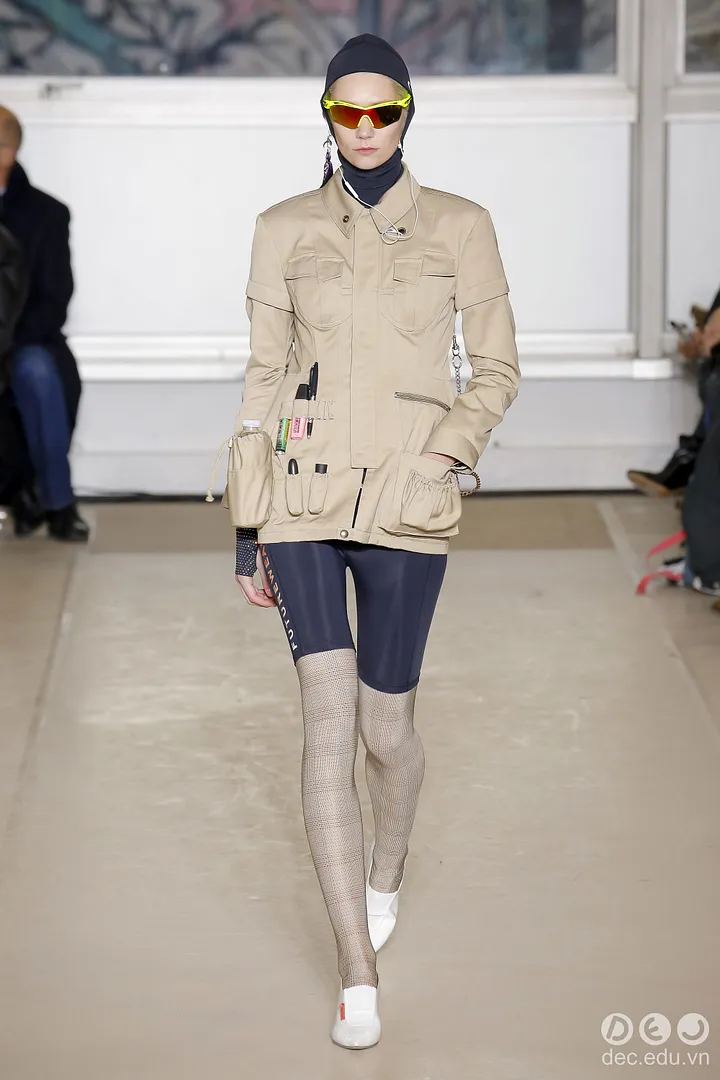 BST-thoi-trang-ready-to-wear-marine-Serre-Thu-Dong-2018 10_zpssoaa8t5a.jpg