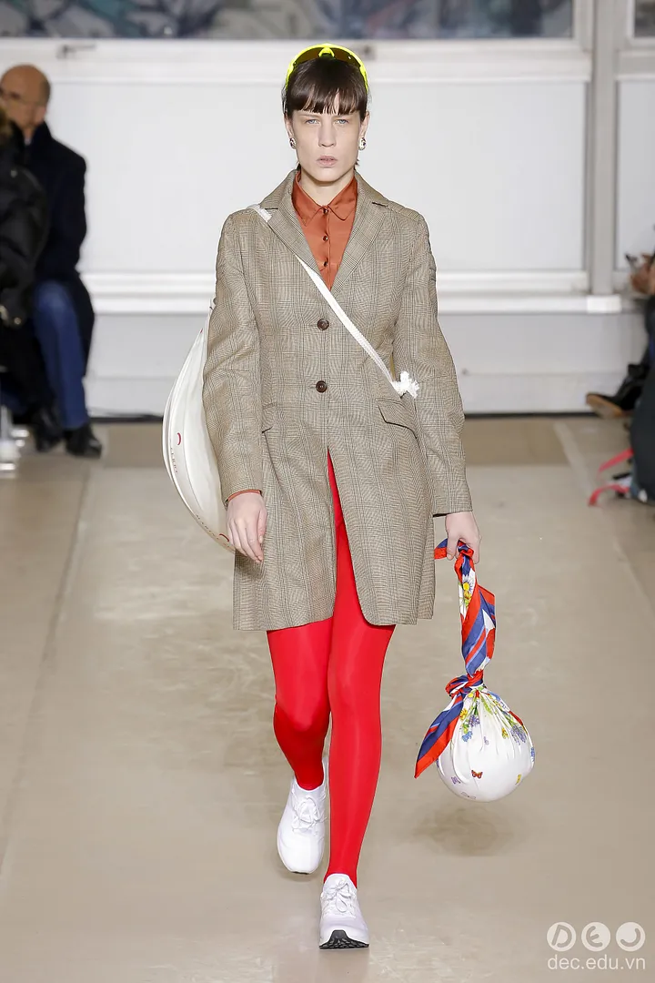 BST-thoi-trang-ready-to-wear-marine-Serre-Thu-Dong-2018 11_zpsso5cp8up.jpg