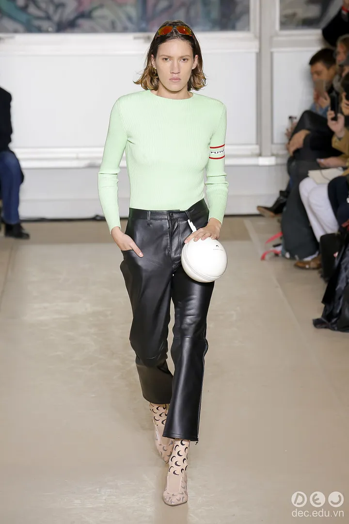 BST-thoi-trang-ready-to-wear-marine-Serre-Thu-Dong-2018 16_zpsyunstx2v.jpg