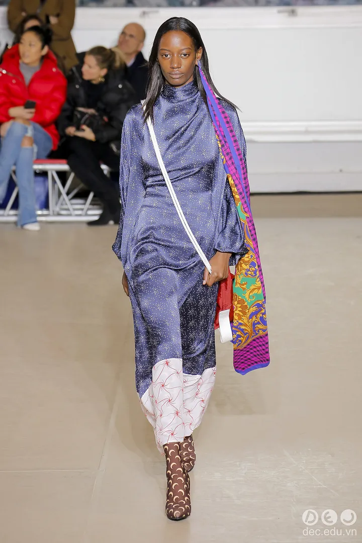 BST-thoi-trang-ready-to-wear-marine-Serre-Thu-Dong-2018 27_zpslavdbnti.jpg