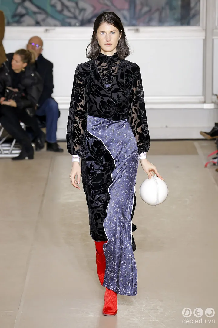 BST-thoi-trang-ready-to-wear-marine-Serre-Thu-Dong-2018 30_zps39lqe337.jpg