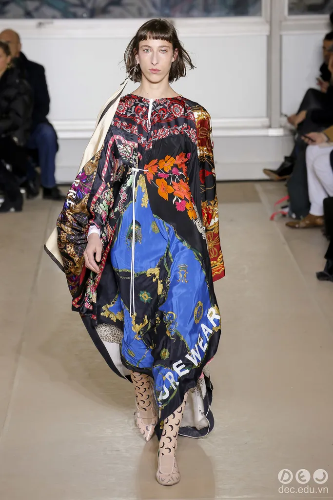 BST-thoi-trang-ready-to-wear-marine-Serre-Thu-Dong-2018 35_zpsu23wxg9g.jpg